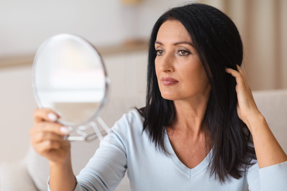 how does fisetin work as a senolytic