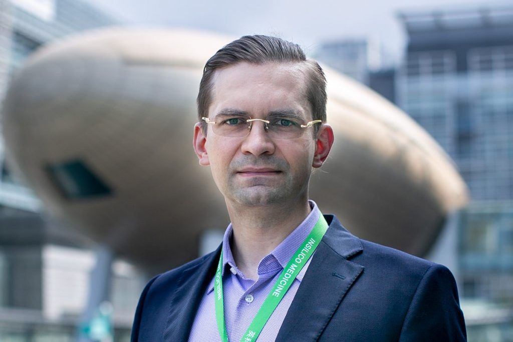 Fosun Pharma, an innovation-driven international healthcare group based in China, and Insilico Medicine, an end-to-end artificial intelligence (AI)-driven drug discovery and development company, have announced they have entered into a collaboration agreement to advance the discovery and development of drugs targeting a number of different targets globally through the use of AI technology.